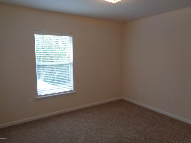 Building Photo - 682 Candlebark Dr