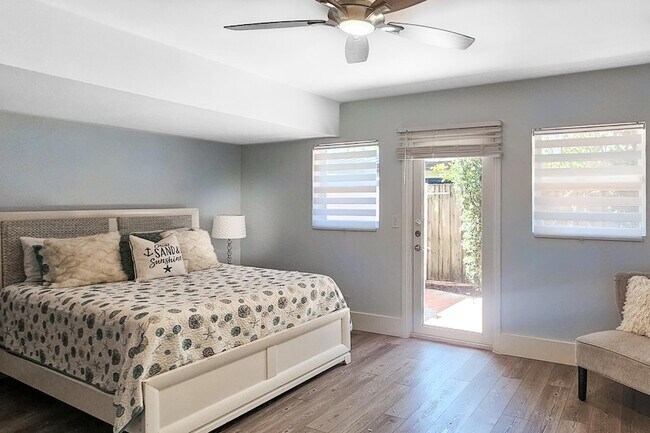 Building Photo - 2519 Barcelona Dr