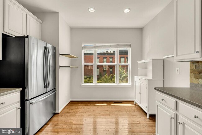 Building Photo - 1227 V St NW