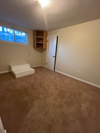 Building Photo - "Spacious 5-Bedroom Retreat with Cozy Fireplace in Fort Washington!"