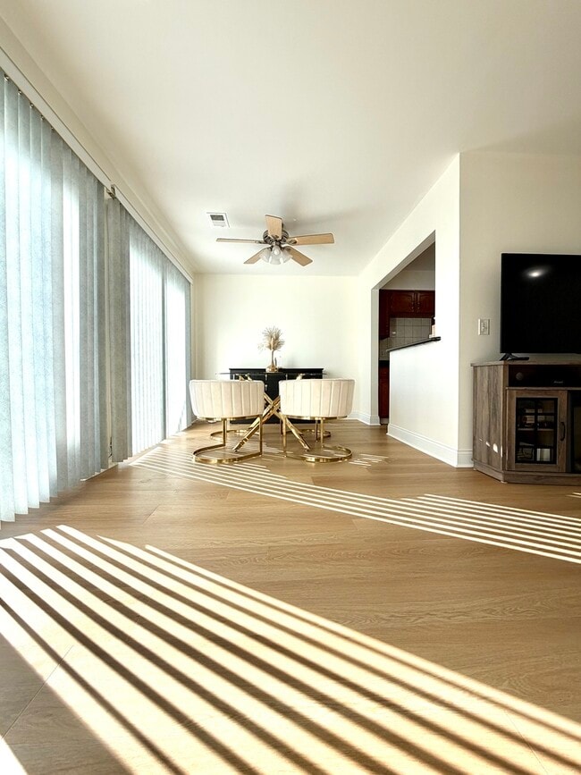 Building Photo - 1212 Williamsport Dr