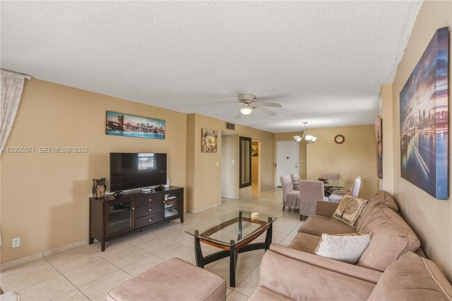 Building Photo - 1600 S Ocean Dr