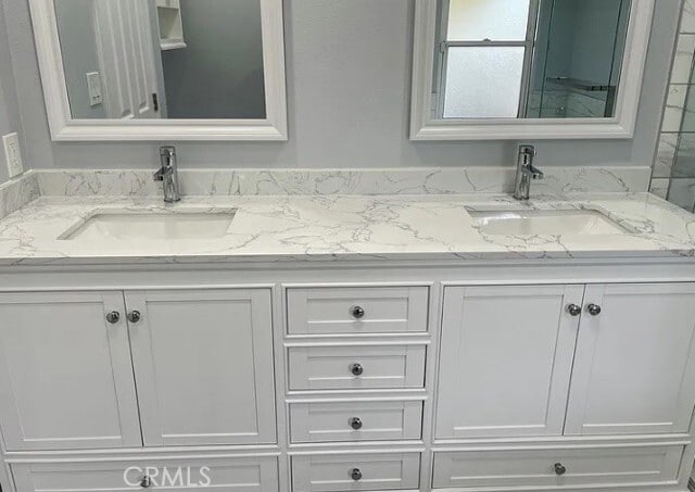 Building Photo - 5401 Zelzah Ave