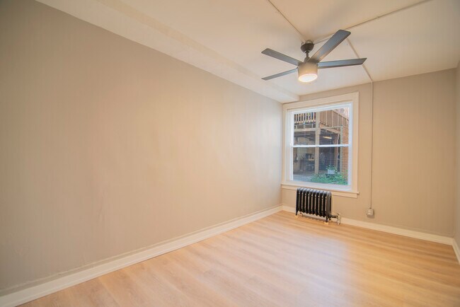 Building Photo - 1414 W Pratt Blvd