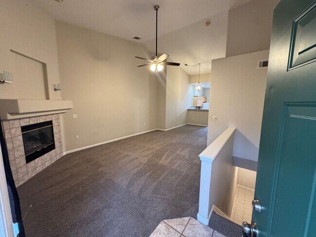 Building Photo - 4005 S Dillon Way