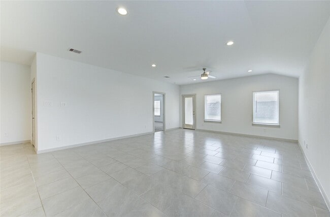 Building Photo - 29506 Cayenne Cir