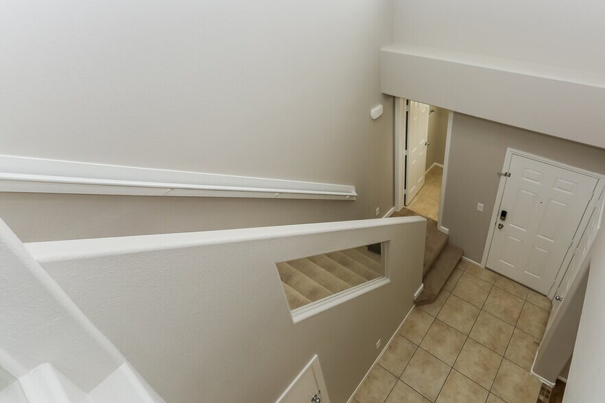 Building Photo - 7712 Custom Weave Ct