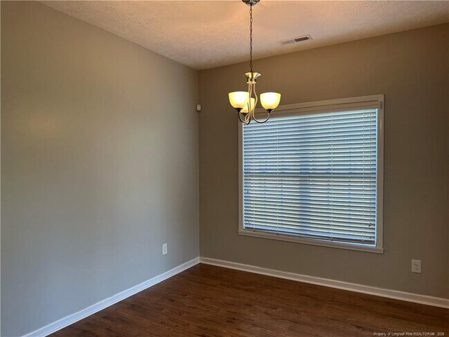 Building Photo - 498 New Castle Ln