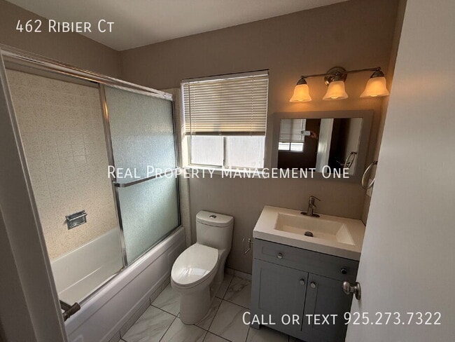 Building Photo - 462 Ribier Ct