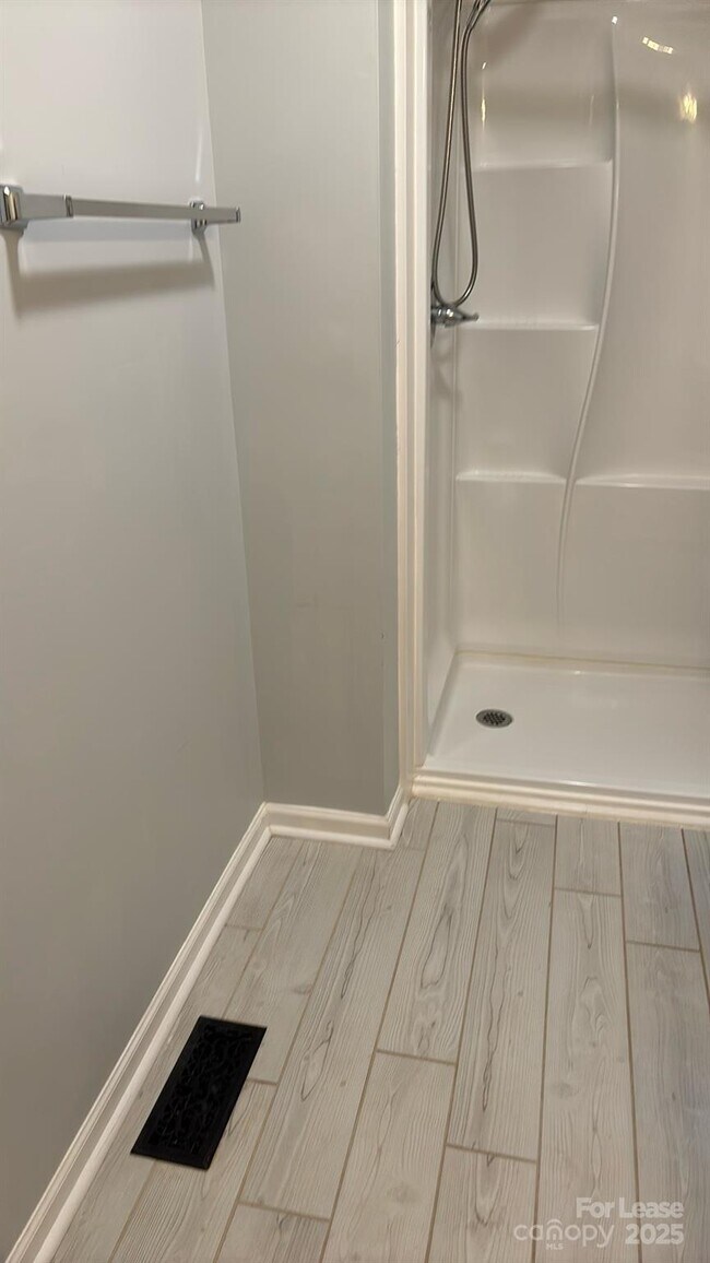 Building Photo - 3413 Mooring Pl