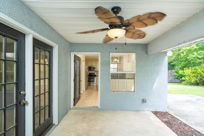 Building Photo - 2116 Wood Stork Ave