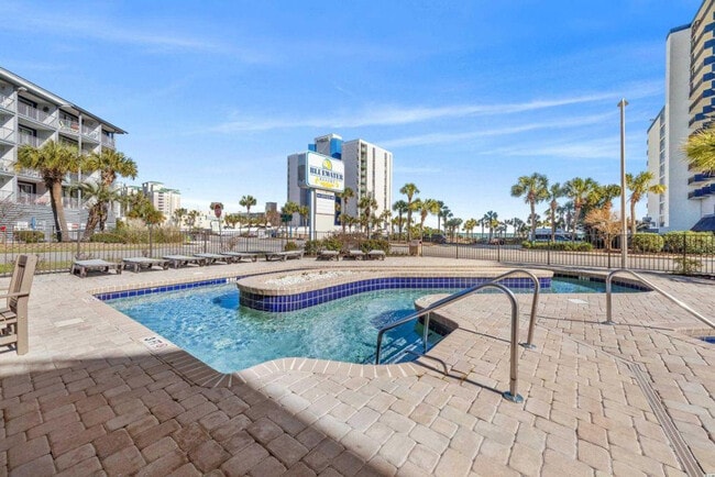 Building Photo - 2000 S Ocean Blvd