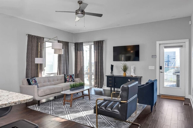 Building Photo - 12A Fern Ave