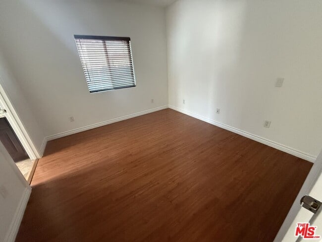 Building Photo - 2244 Ripple St