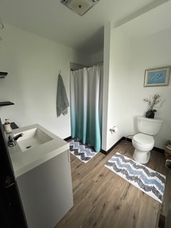 Master Bathroom - 103 Rainbow Cir