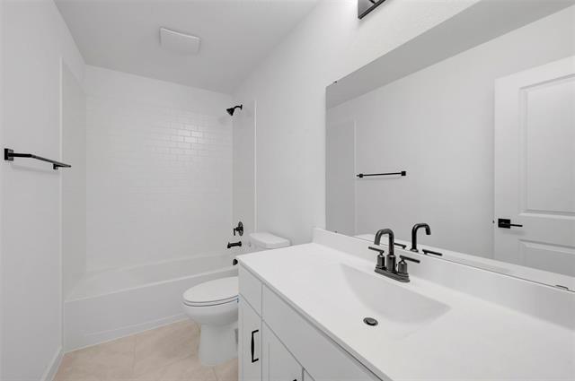 Building Photo - 528 Brookside Dr