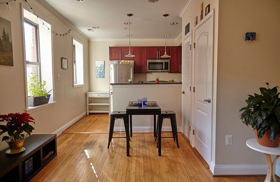 Building Photo - 5611 5th St NW