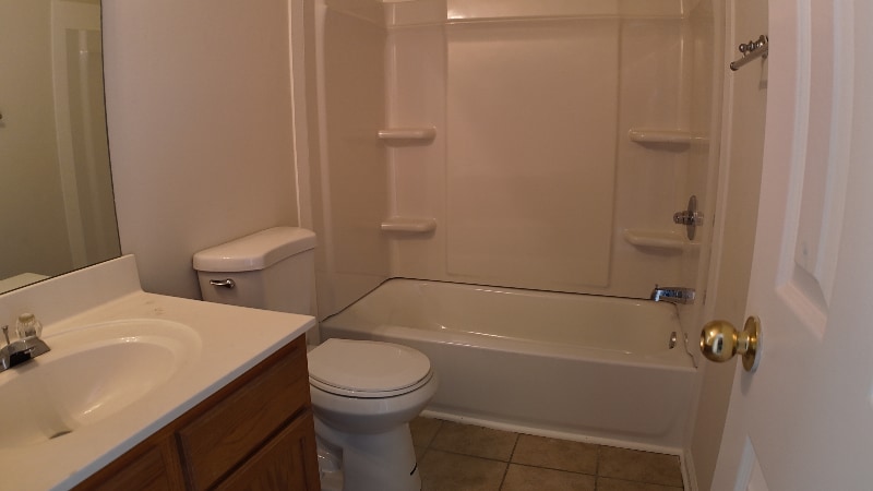 Building Photo - 221A Springfield Cir