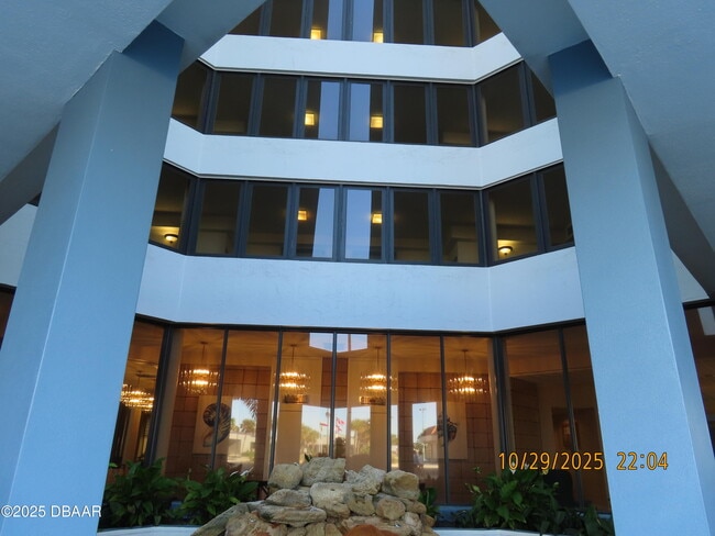 Building Photo - 3047 S Atlantic Ave