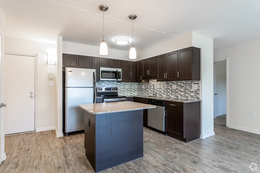 Media Station Apartments 340 Media Station Rd Media PA 19063