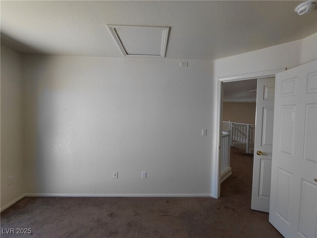 Building Photo - 452 Crocus Hill St