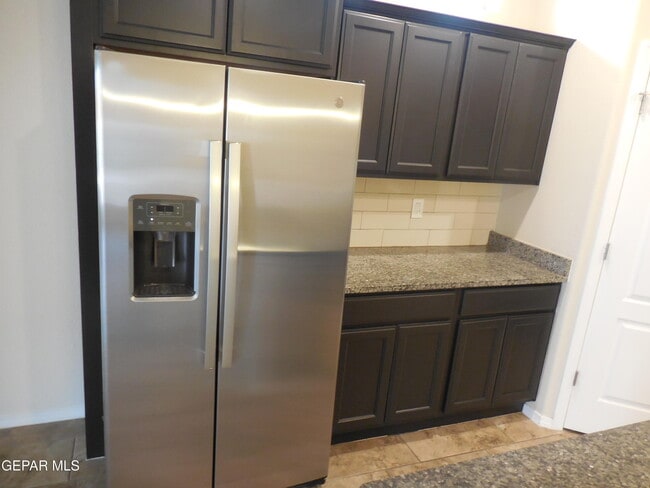 Building Photo - 7316 Glacier Dr