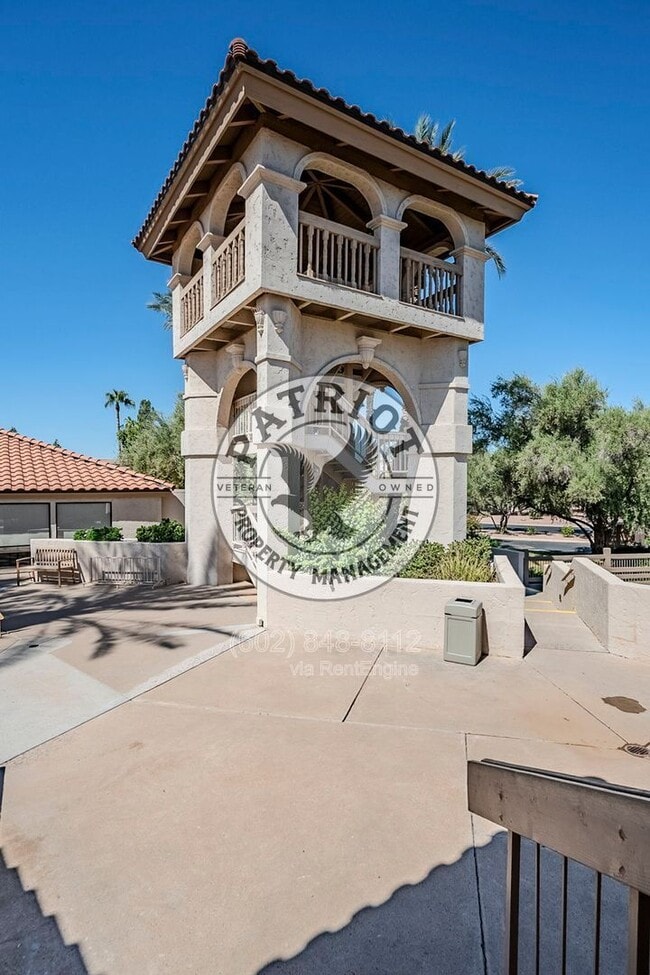 Building Photo - 9708 E Vía Linda