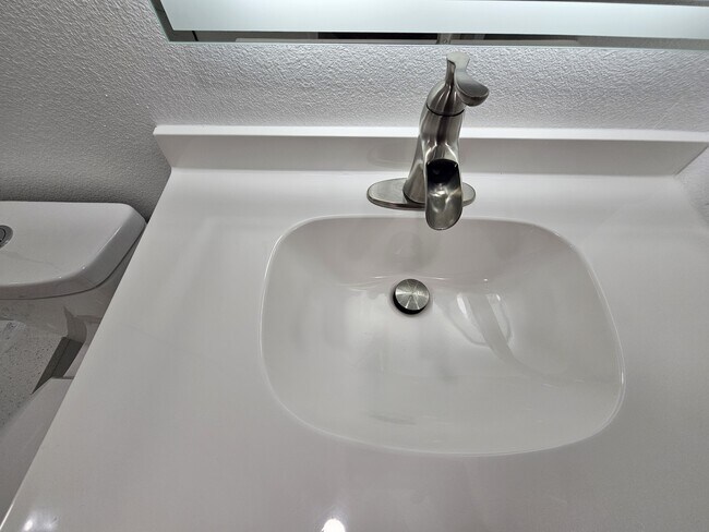 Building Photo - 414 Sandpiper Ridge Dr