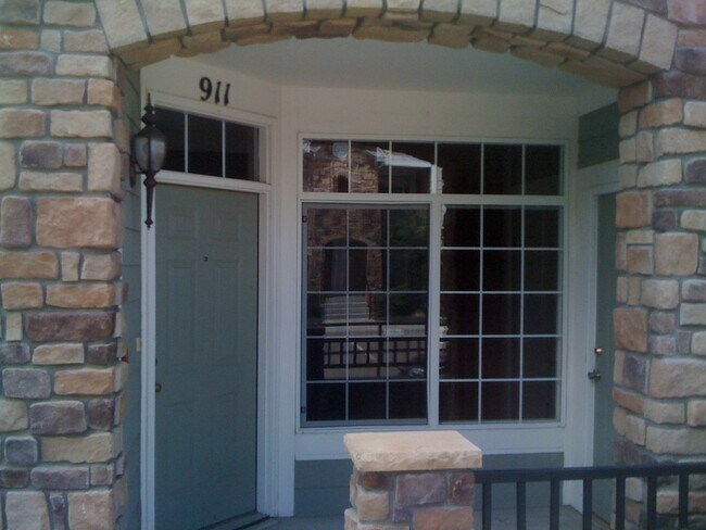 Building Photo - 12711 Colorado Blvd