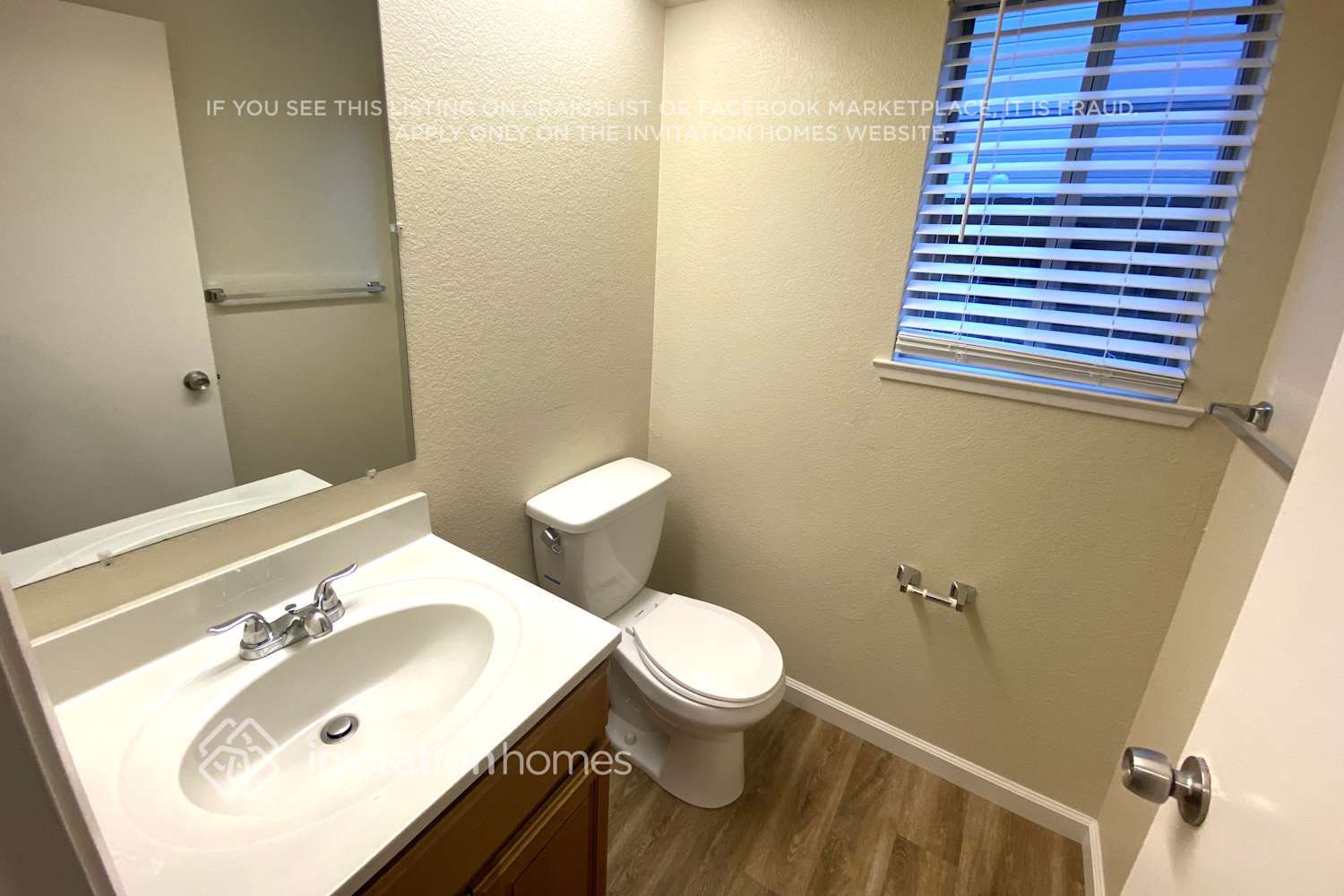 Building Photo - 152 Drake Ct
