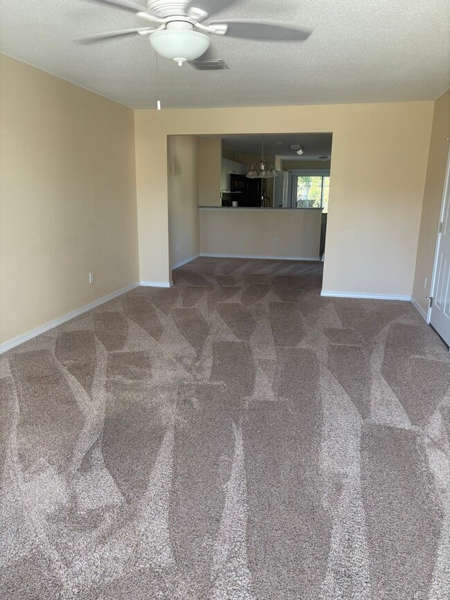 Building Photo - 3031 Meadow St