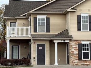 Building Photo - 1260 Lehigh Station Rd