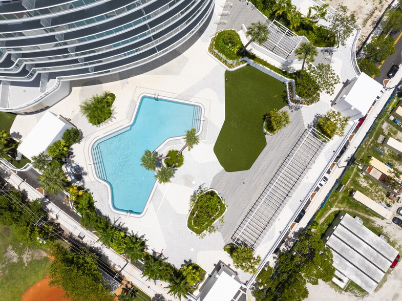 Building Photo - Flow Brickell