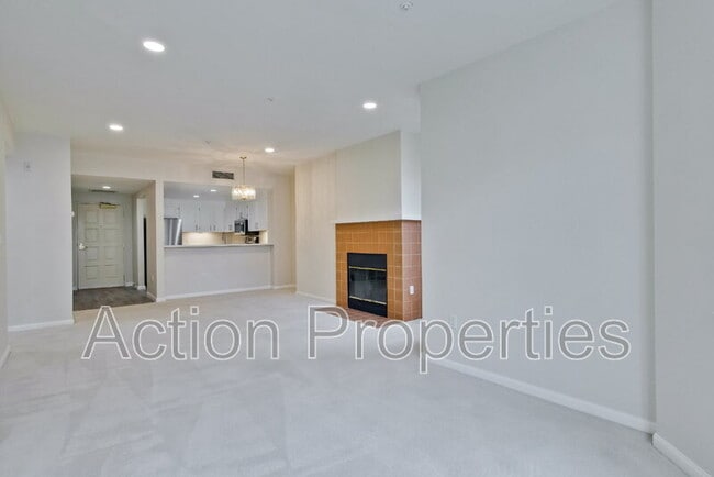 Building Photo - 550 Ortega Ave