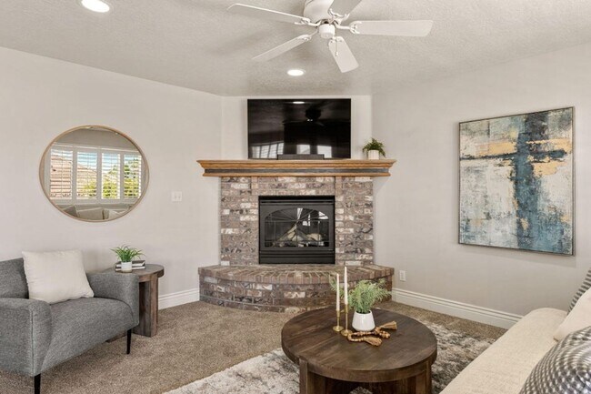 Building Photo - Beautiful Foremaster Ridge Home