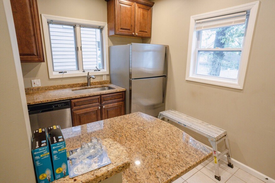 Kitchen 3 - 747 Adams Ave