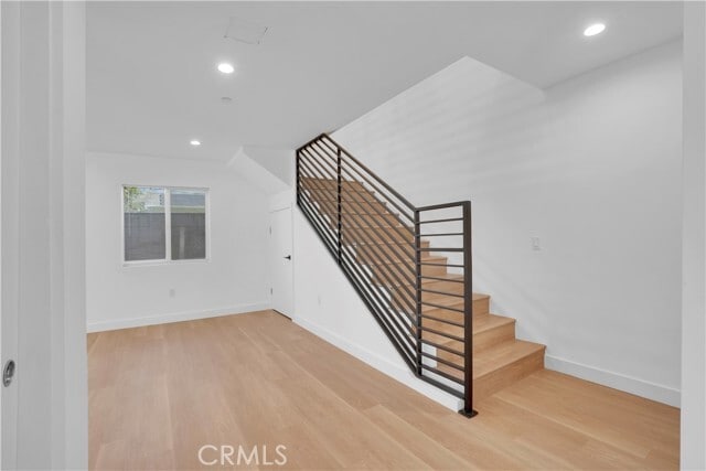 Building Photo - 18221 Chatsworth St