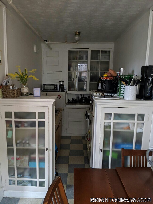 Building Photo - 1615 Commonwealth Ave