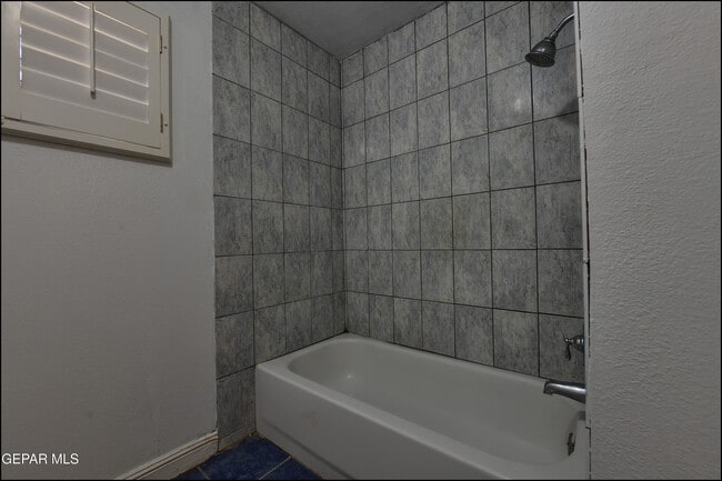Building Photo - 528 Liahona Dr
