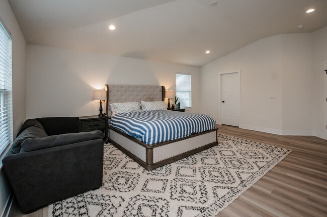 Building Photo - 12513 S Willowgate Ln