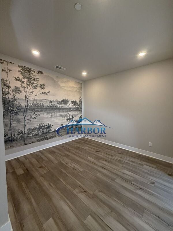 Building Photo - 1492 W Sunrise Ln