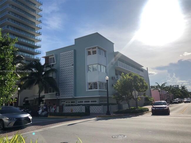 Building Photo - 158 Ocean Dr