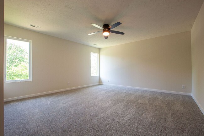 Building Photo - 7118 N 79th Ct