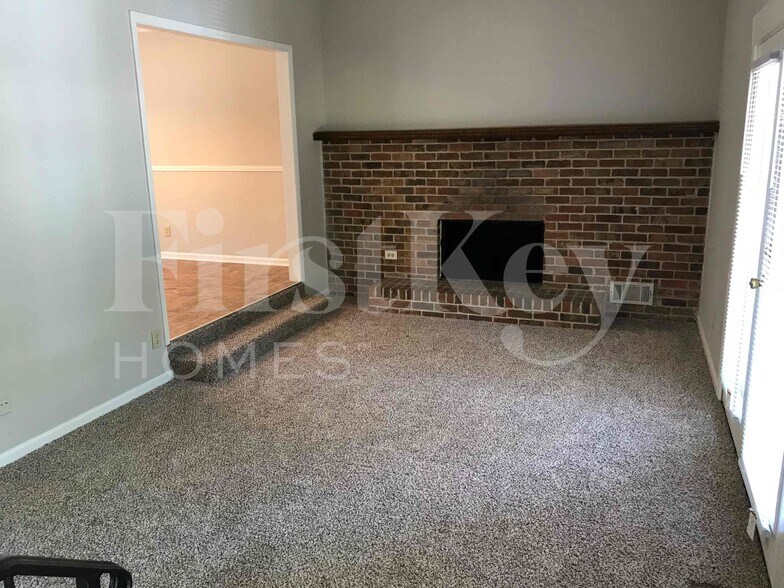 Building Photo - 3145 Braselton Hwy