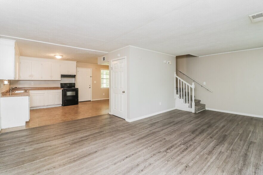 Building Photo - 9050A Spillers Dr SW
