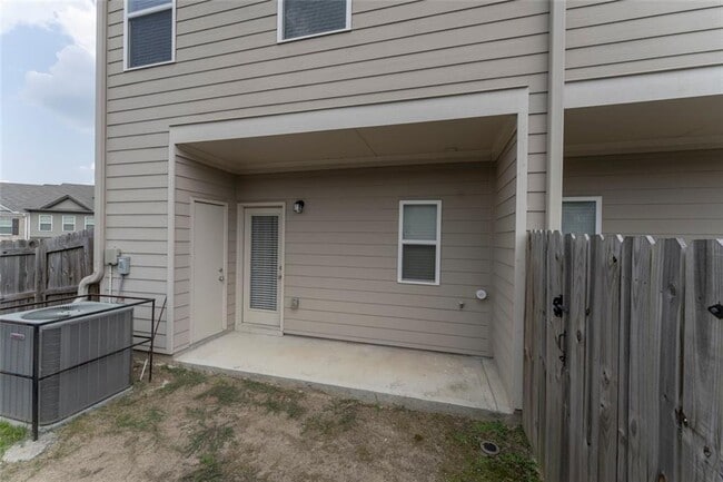 Building Photo - 898 Ambient Way