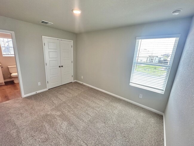 Building Photo - Luxury 2-Story, 3-Bed/ 2.5-Bath Duplex in ...