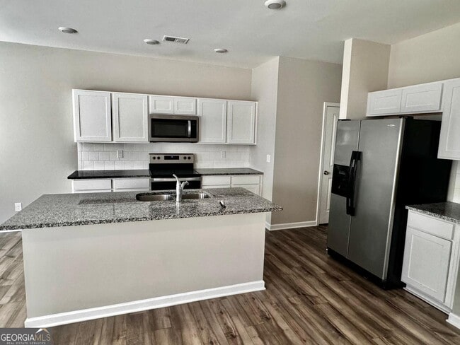 Building Photo - 1397 Ben Park Way