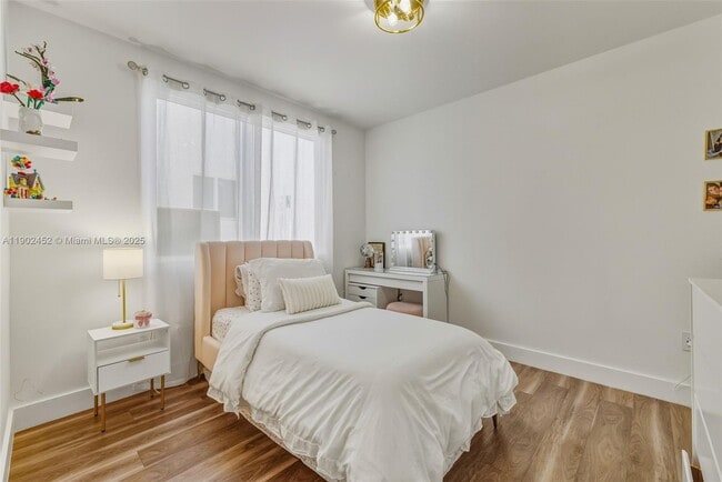 Building Photo - 10359 NW 67th Terrace