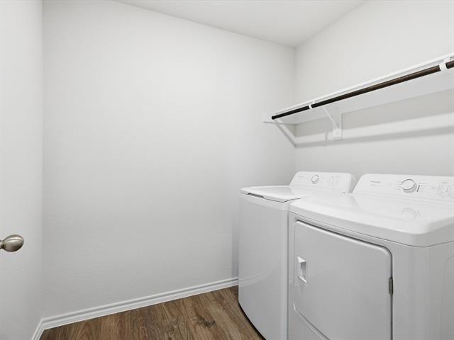 Building Photo - 757 Tiger Lily Wy